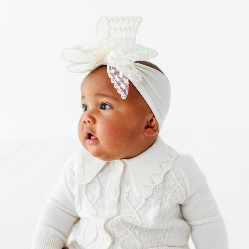 CLASSIC BOW: ivory daisy